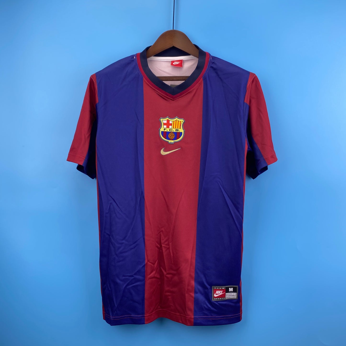 Barcelona 98/99 Home kit