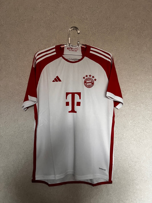 Bayern München 23/24 Home kit